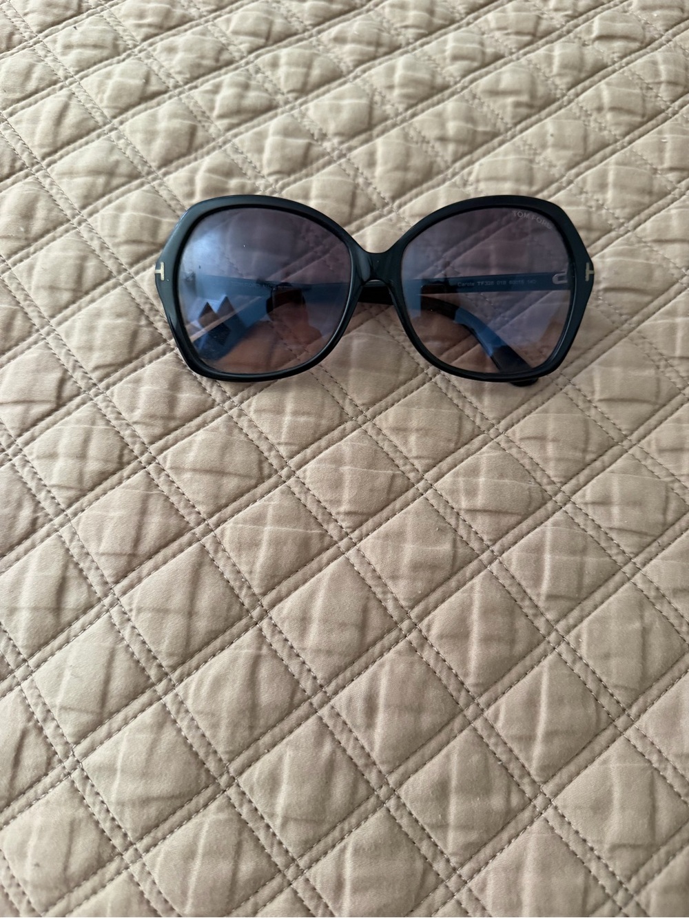 Tom Ford Black Oversized Gradient Lens Women's Sunglasses